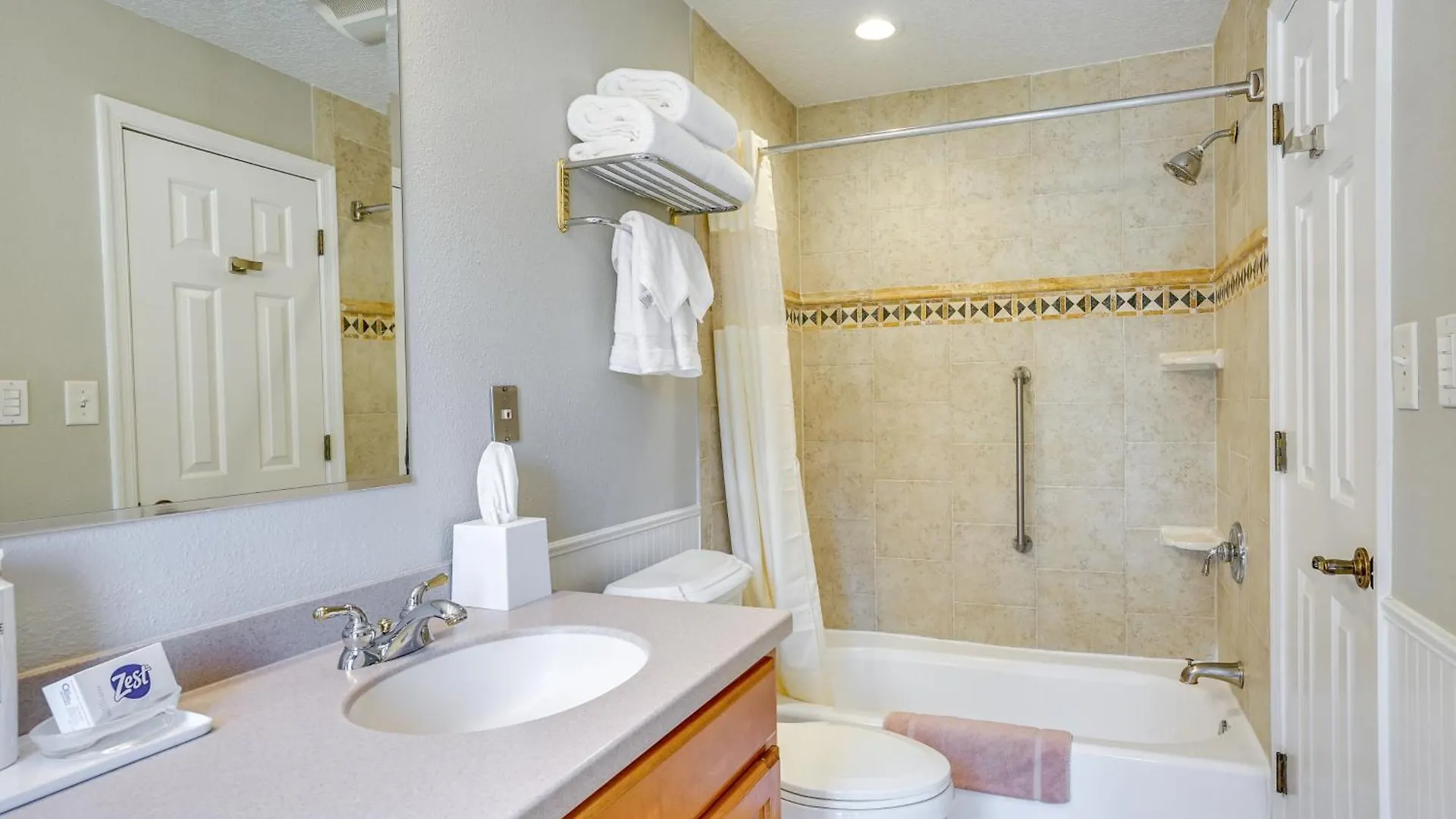 Williamsburg Condo Rental 3 Mi To Busch Gardens! Lägenhet